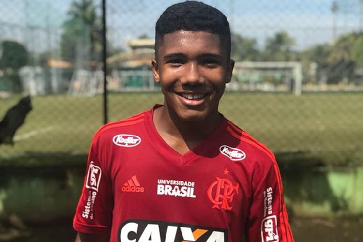 Vitor Isa&iacute;as