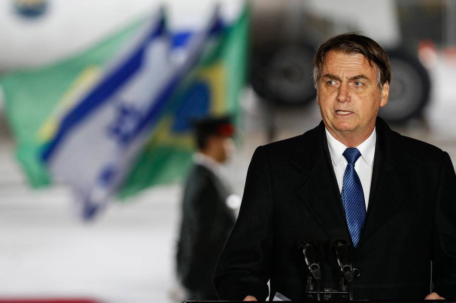 Jair Bolsonaro discursa durante a cerimônia oficial de chegada no Aeroporto Internacional Ben Gurion de Tel Aviv, em Israel - 31/03/2019