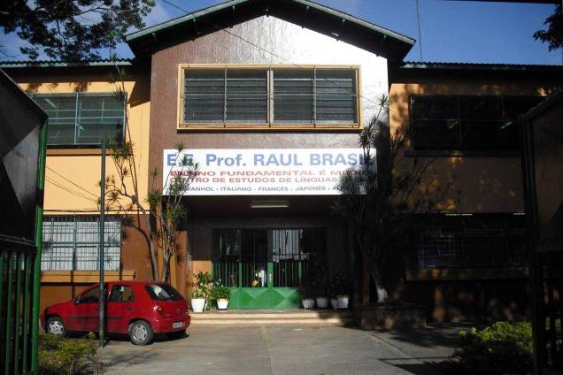 Escola Estadual Raul Brasil em Suzano (SP)