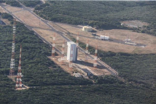 Vista aérea das instalações do Centro de Lançamento de Alcântara (CLA), no Maranhão - 14/09/2018