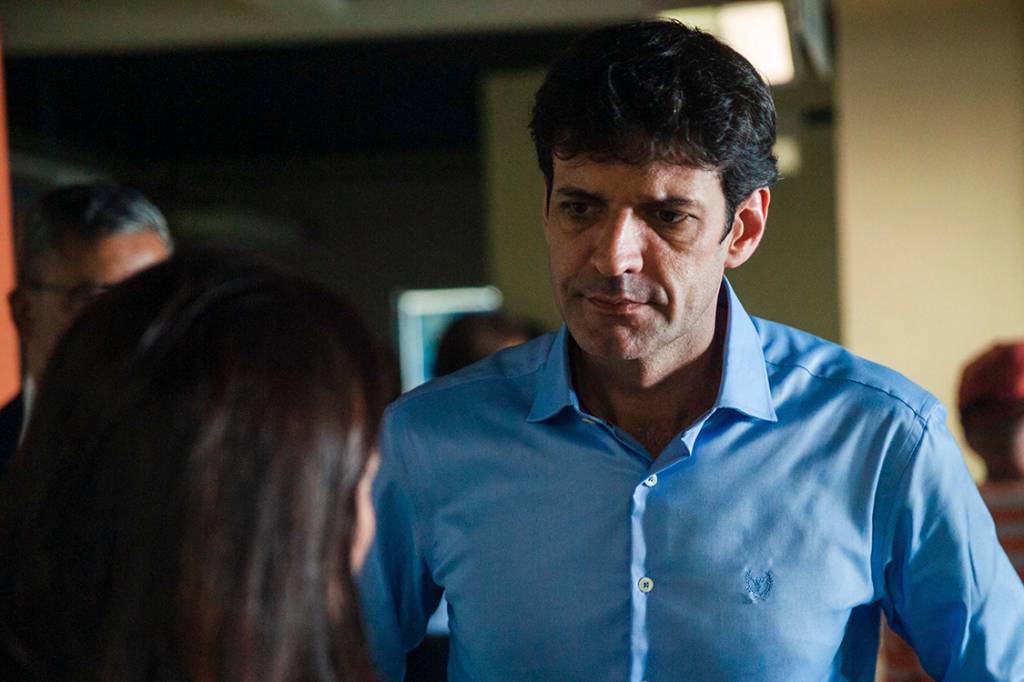 Com crise no Turismo, nome de ex-ministro volta a ser cotado para a pasta