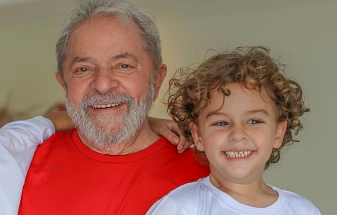 Morre o neto do ex-presidente Lula, Arthur Araújo Lula da Silva