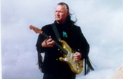 Morre Dick Dale, ícone da surf music e autor do tema de ‘Pulp Fiction’
