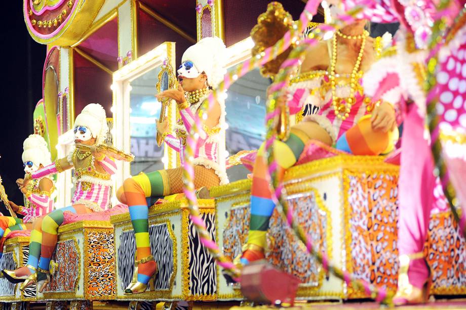 A escola de samba São Clemente é a primeira a desfilar no Sambódromo da Marquês de Sapucaí - 04/03/2019