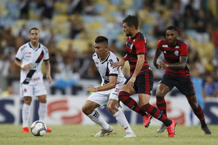 Campeonato Brasileiro: Em Goleada, Flamengo Vence Clássico Contra O Vasco