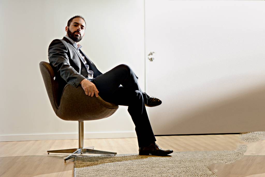 Bancos propõem compra do controle da Empiricus e da Vitreo