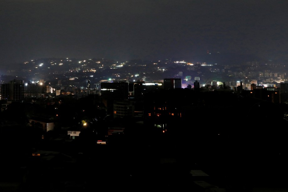 Vista geral durante apagão em Caracas, na Venezuela - 07/03/2019