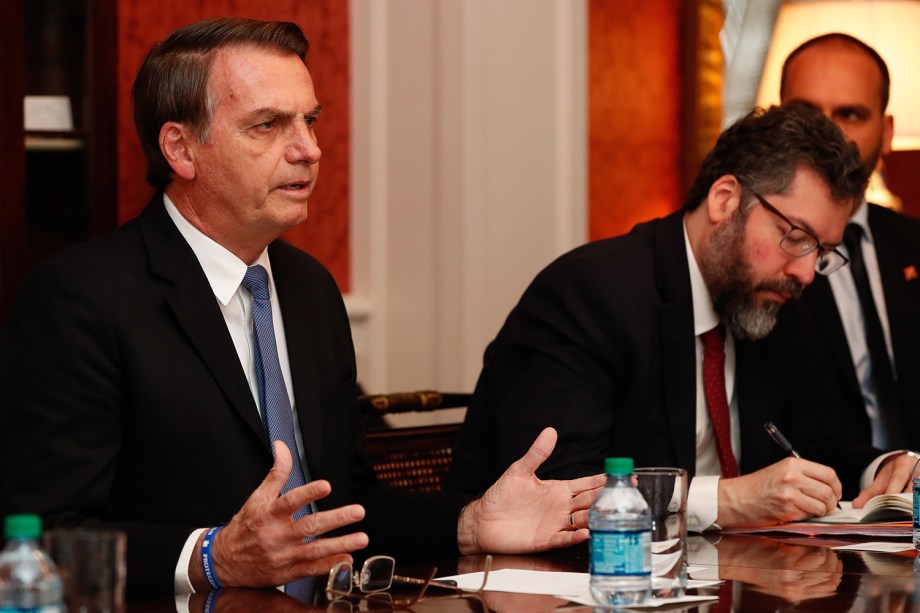 Presidente da República Jair Bolsonaro acompanhado do Ministro das Relações Exteriores, Ernesto Araújo participam de audiência ao senhor Henry “Hank” Paulson, ex-secretário do Tesouro dos Estados Unidos - 18/03/2019