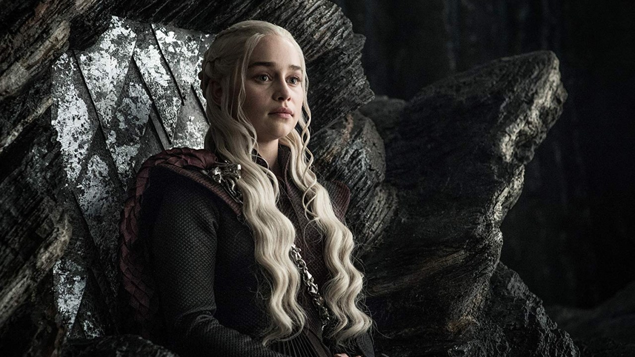 A atriz Emilia Clarke como Daenerys, de 'Game of Thrones'