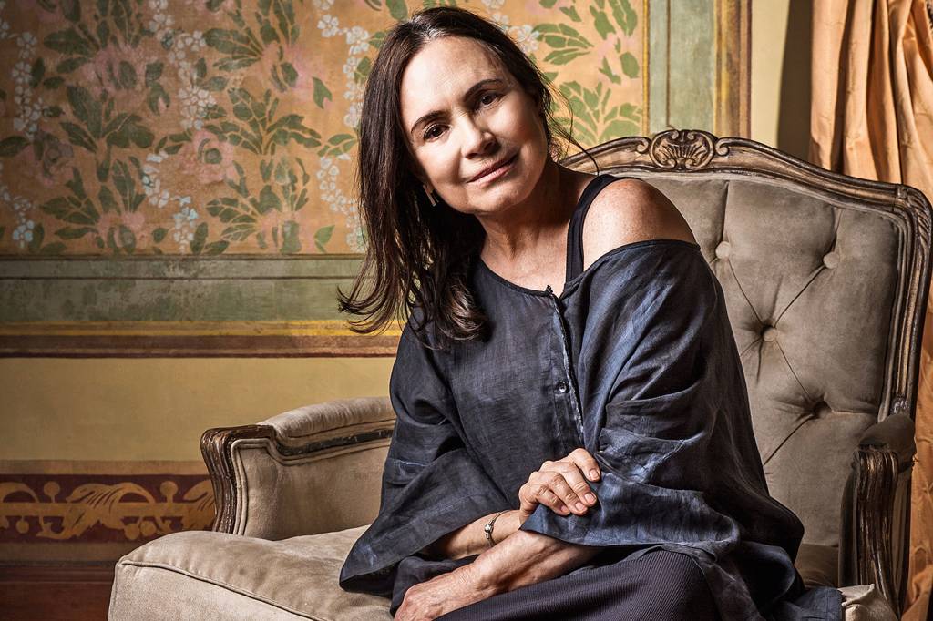 Regina Duarte responde ao ser chamada de ‘equivocada’ por Antônio Fagundes