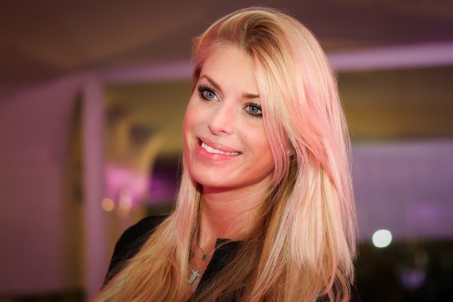 A modelo e apresentadora Caroline Bittencourt, 37