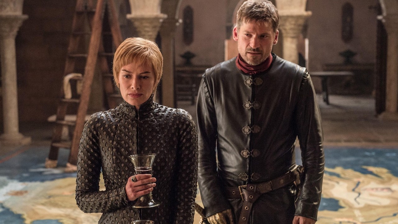 Lena Headey e Nikolaj Coster-Waldau como Cersei e Jaime Lannister na série 'Game of Thrones'