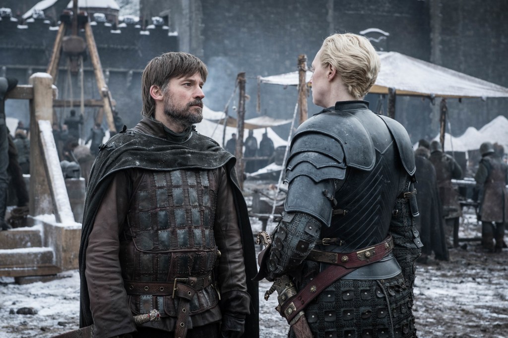 Nikolaj Coster-Waldau como Jaime Lannister e Gwendoline Christie como Brienne de Tarth em 'Game of Thrones'