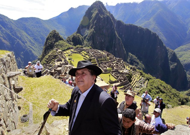 O ex-presidente peruano Alan Garcia durante cerimônia de comemoração do centenário da descoberta da Cidadela Inca de Machu Picchu, em Cusco - 07/07/2011