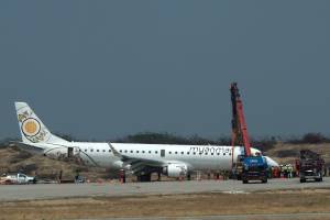 Avião faz pouso forçado em Mianmar