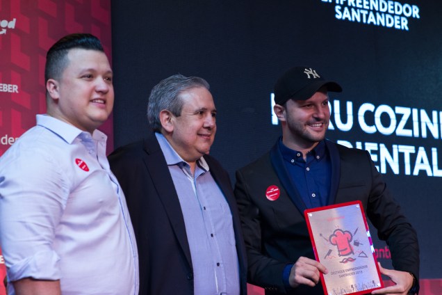 Haru Cozinha Oriental recebe o prêmio Empreendedor Santander