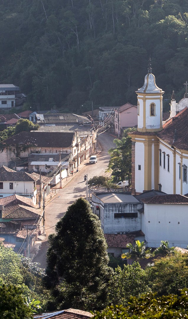 Vista aérea de parte da cidade de Barão de Cocais (MG). Na imagem, o Santuário São João Batista