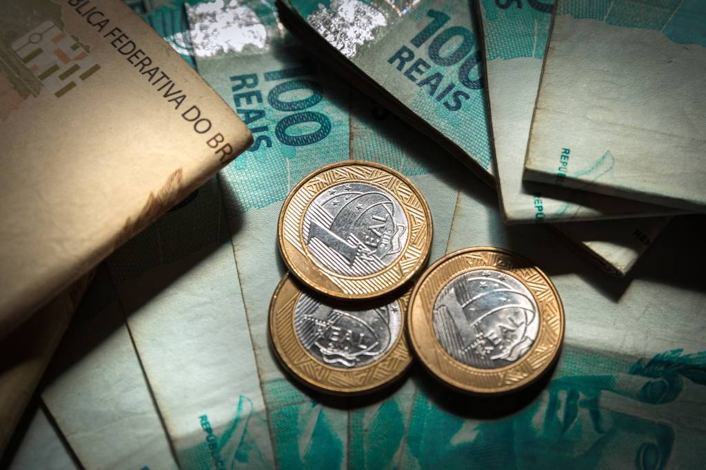 Governo estima PIB em 2,8% e inflação de 3,1% em 2025