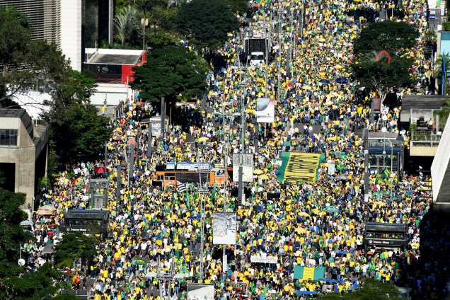 Manifestantes a favor do governo Bolsonaro se reúnem na Avenida Paulista, em São Paulo (SP) - 26/05/2019