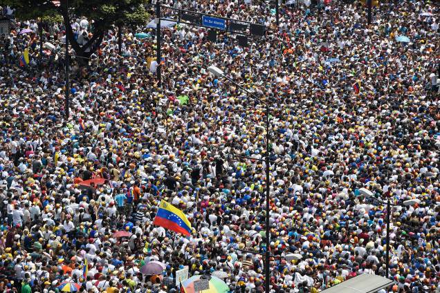 Manifestantes da oposição realizam protestos em Caracas, capital da Venezuela - 01/05/2019