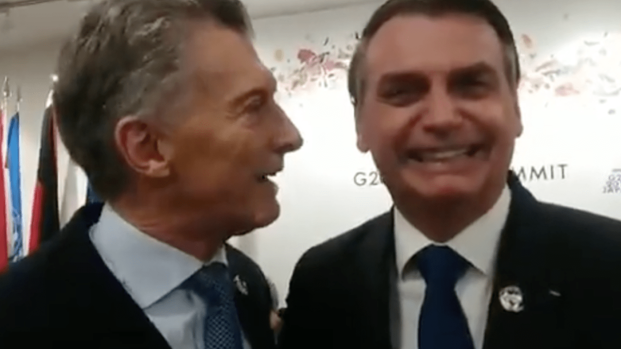 Bolsonaro e Macri trocam provocações sobre semifinal entre Brasil e Argentina.