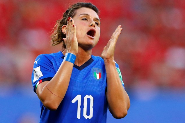 A jogadora italiana Cristiana Girelli durante partida contra o Brasil, válida pela fase de grupos da Copa do Mundo Feminina - 18/06/2019