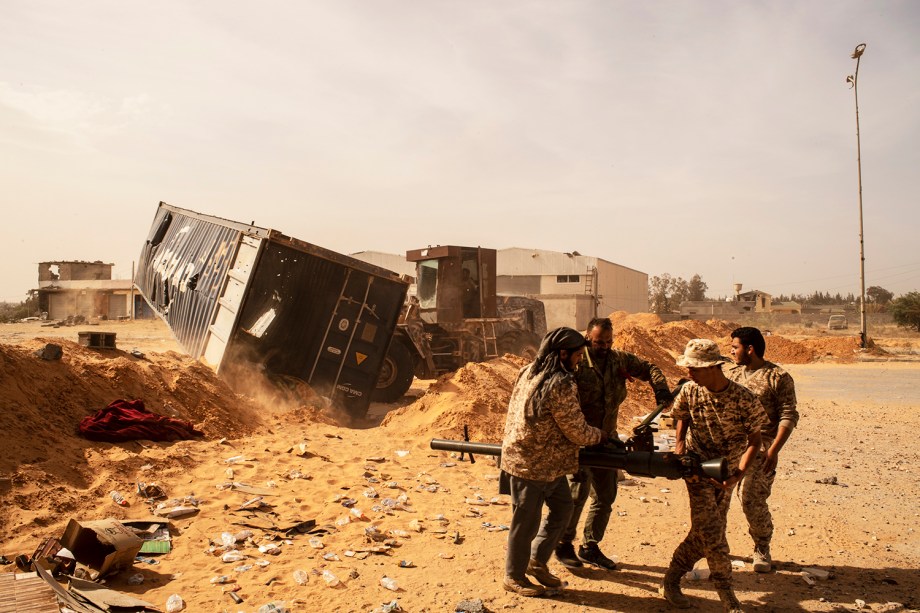 Membros da brigada Yarmuk são vistos no subúrbio de Wadi Rabie, localizado nos arredores de Trípoli, capital da Líbia - 03/05/2019