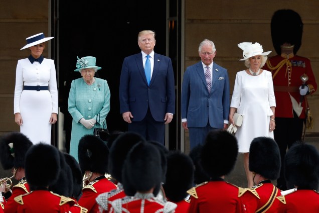 Donald Trump e Melania Trump são recebidos pela rainha Elizabeth II no palácio de Buckingham durante visita de Estado do presidente dos Estados Unidos ao Reino Unido - 03/06/2019