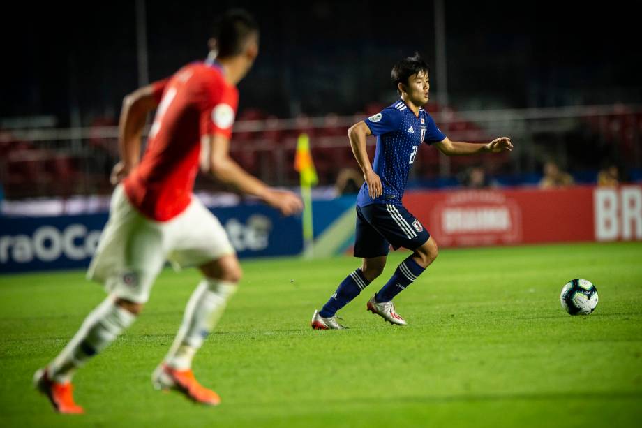 O atacante japonês Takefusa Kubo durante partida contra o Chile, no Morumbi