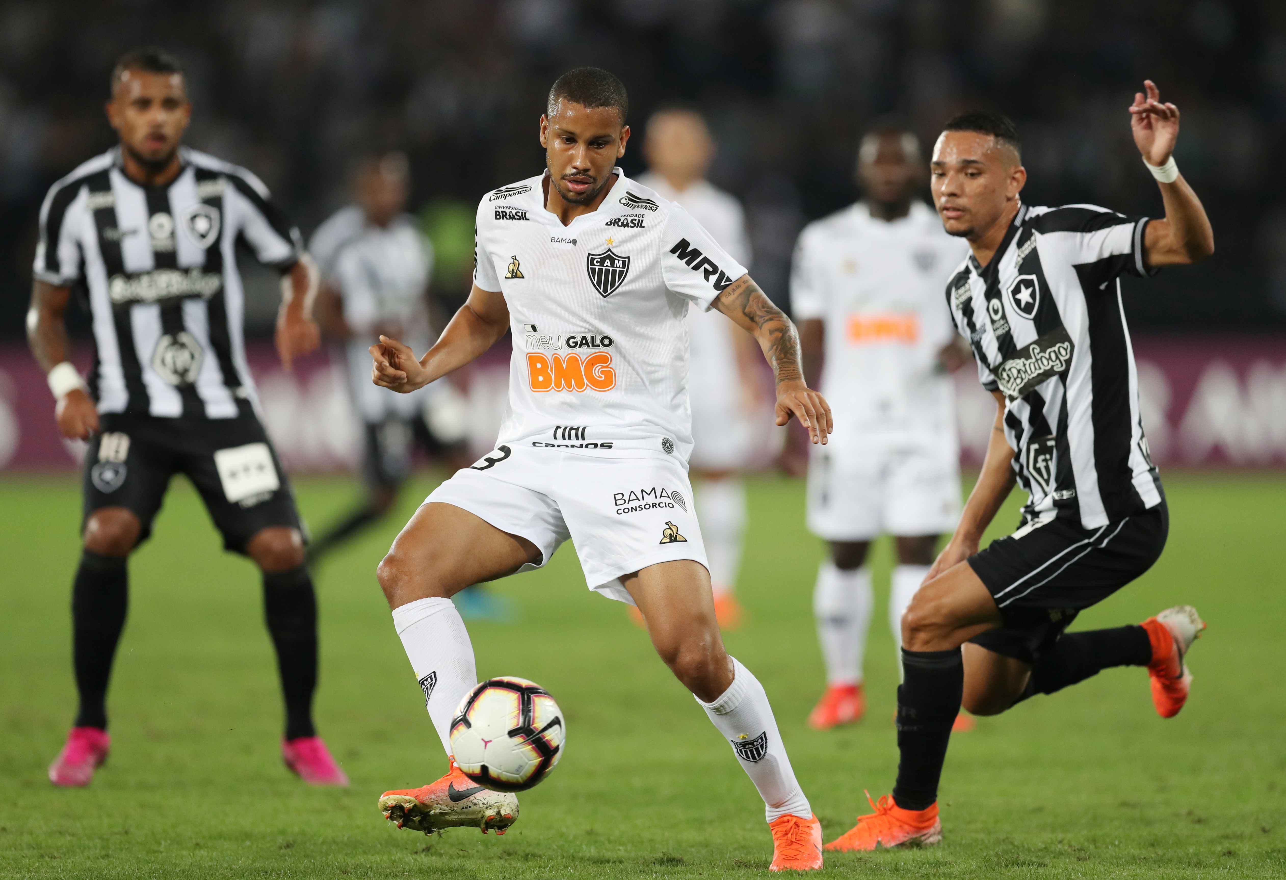 Campeonato Brasileiro: Atlético-MG Bate Botafogo Na Penúltima Rodada