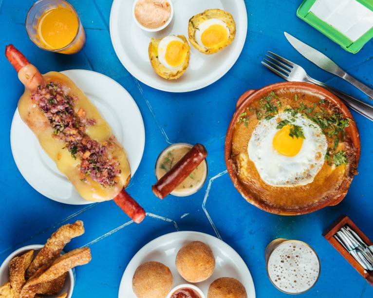 Culinária consagrada do Bar do Momo: campeão como melhor boteco esse ano
