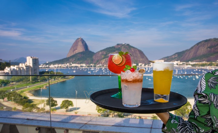 Bebida mineira à base de rum e chá mate faz sucesso no Brasil 