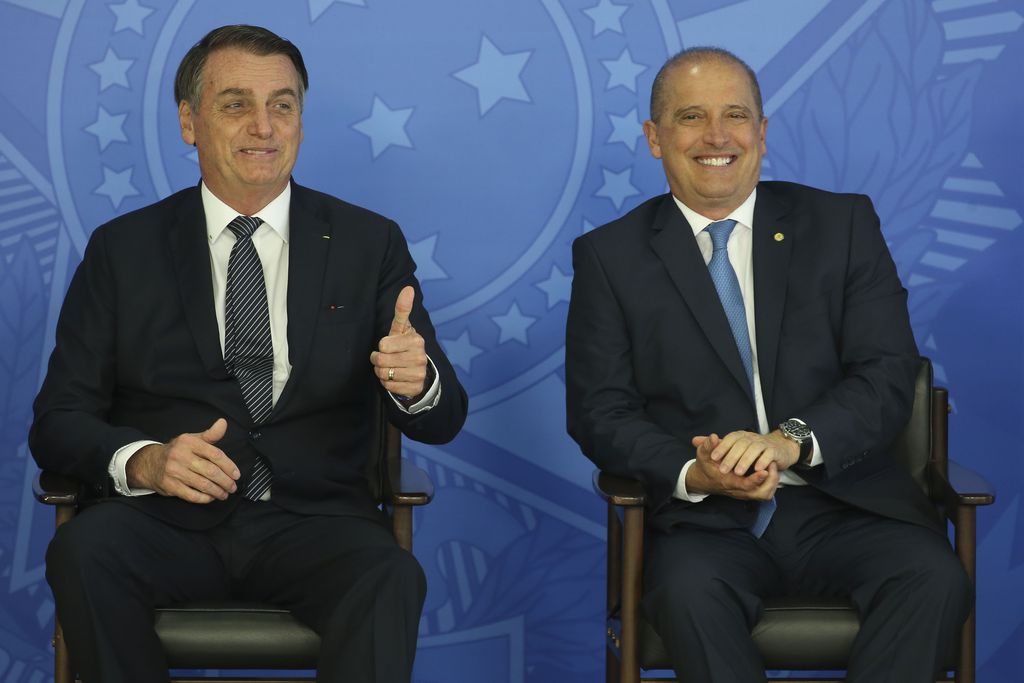 O presidente Jair Bolsonaro e o ministro-chefe da Casa Civil, Onyx Lorenzoni