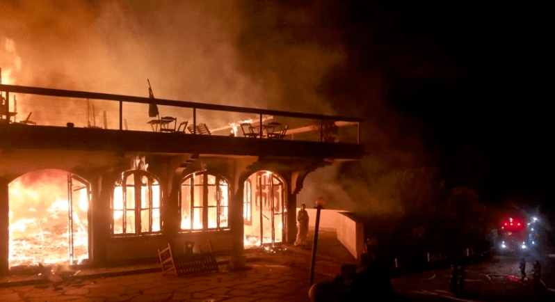 Incêndio atinge hotel na região de Campos do Jordão (SP)