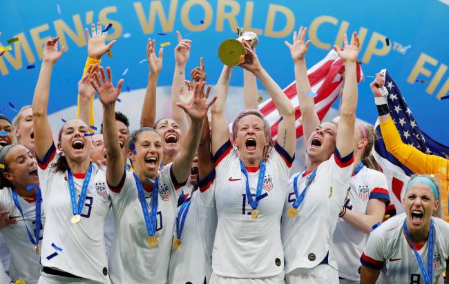Seleção americana comemora o tetra da Copa do Mundo feminina