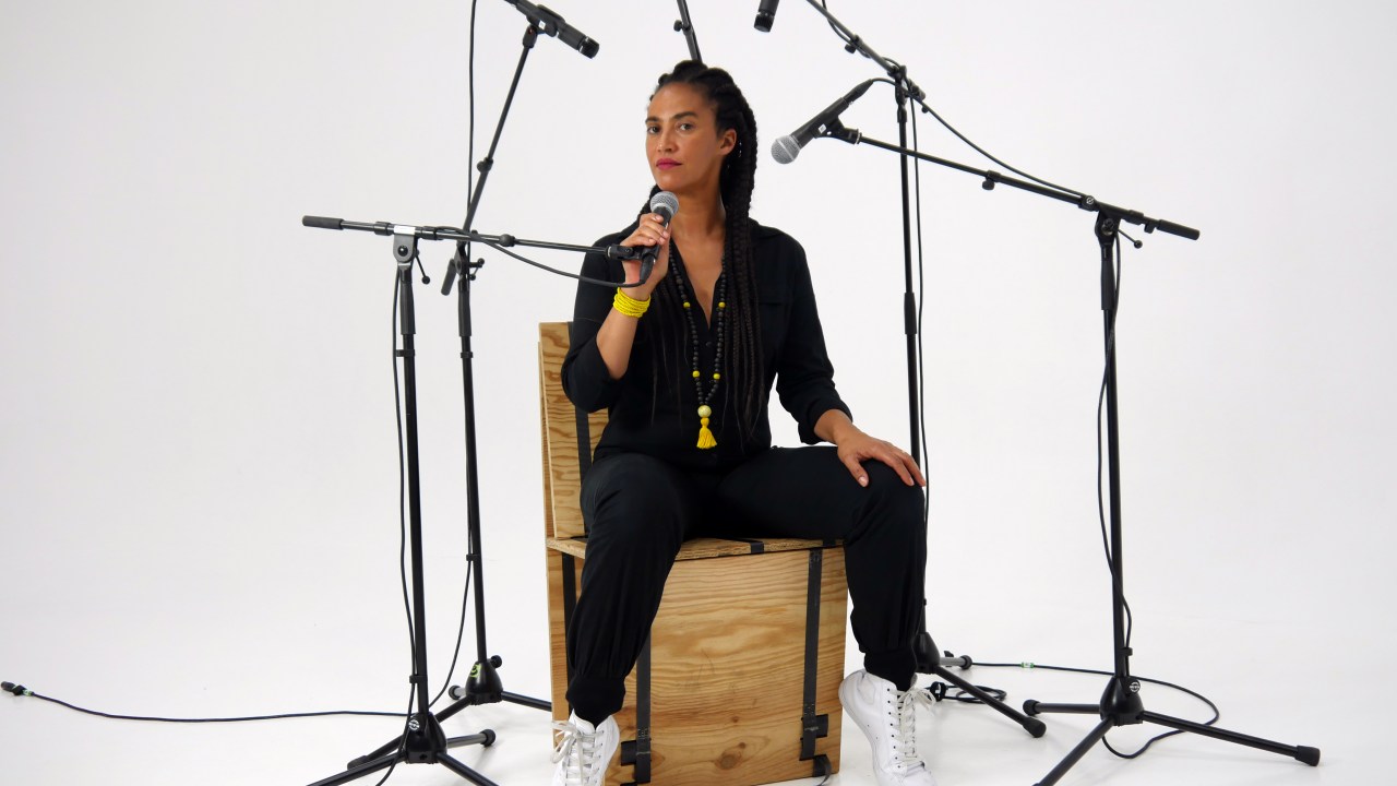 A artista Grada Kilomba, autora de 'Memórias da Plantação' e convidada da Flip 2019, exibe na Pinacoteca do Estado de São Paulo a mostra individual 'Desobediências Poéticas' (08/07/2019)