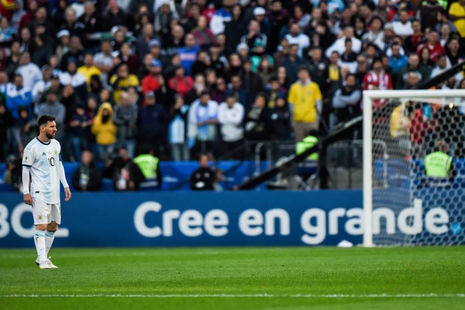 Lionel Messi durante partida contra o Chile, válida pela disputa de terceiro lugar da Copa América