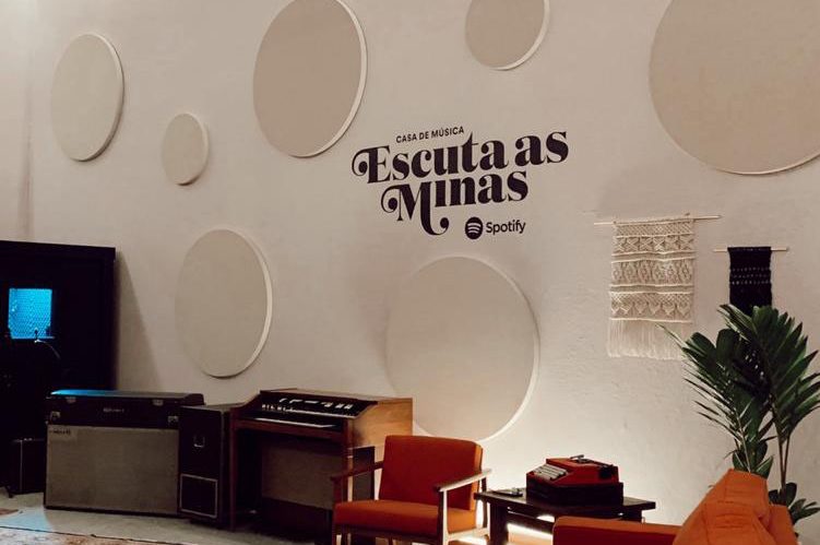 Casa de Música Escuta as Minas, espaço inaugurado pelo Spotify, dará oportunidades para cantoras mulheres