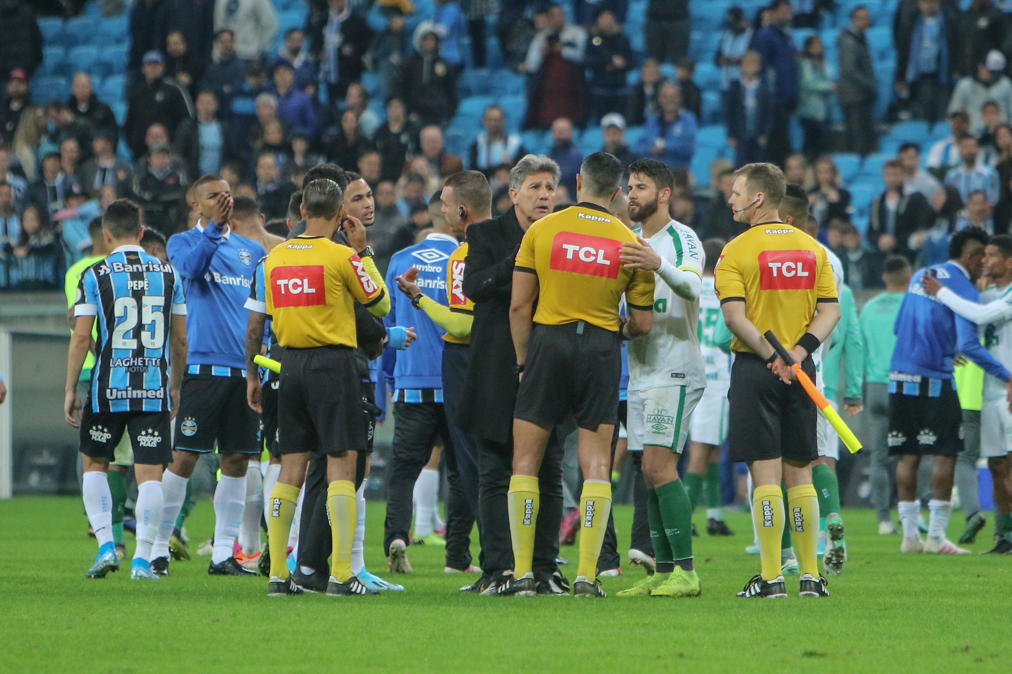 Torcedor tem mal súbito e morre na Arena durante Grêmio x ...