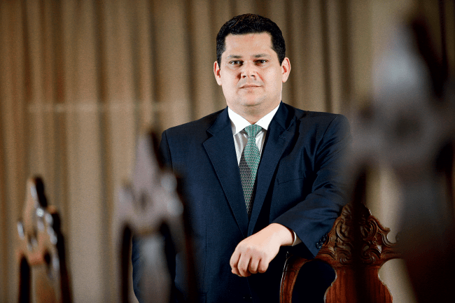 Alcolumbre: "O Brasil esteve à beira da insolvência institucional"