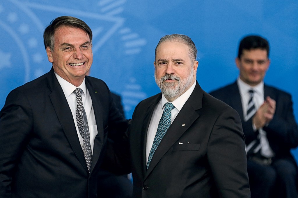 PAZ E AMOR -  Augusto Aras: ao contrário de Bolsonaro, estilo amistoso