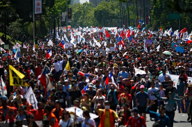Protestos em Santiago: 67% da população insatisfeita com condições de vida - 23/10/2019