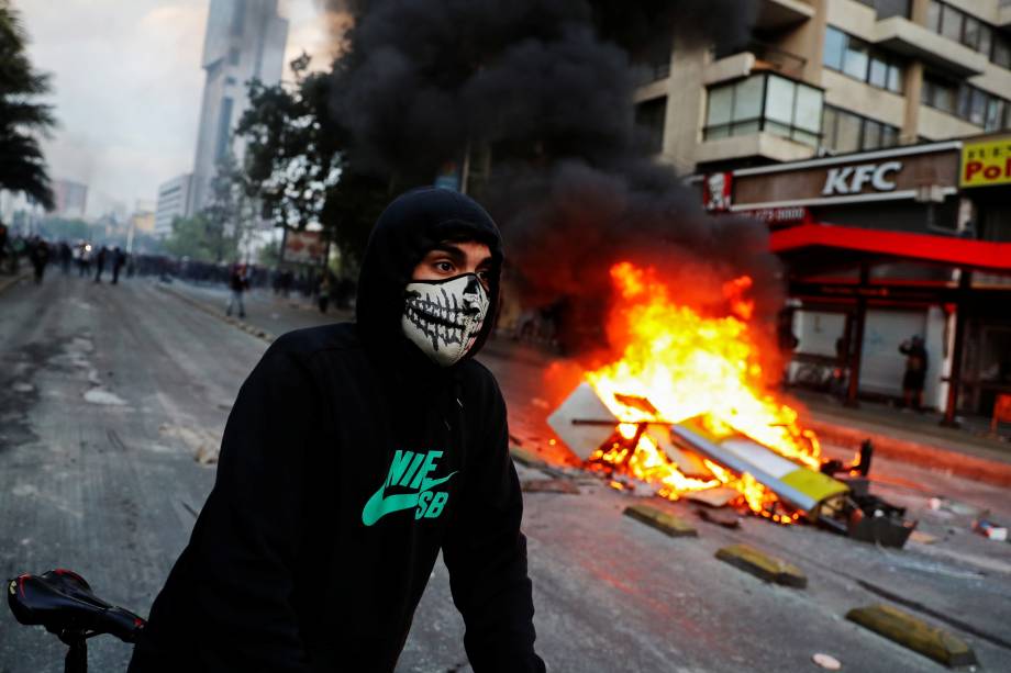 Protesto em Santiago, capital do Chile - 20/10/2019