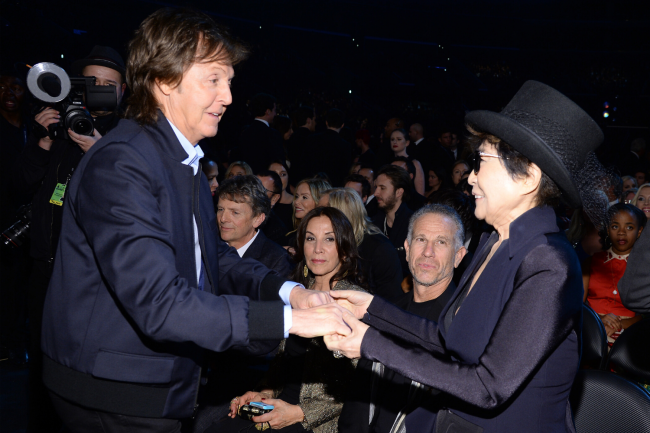 Paul McCartney e Yoko Ono