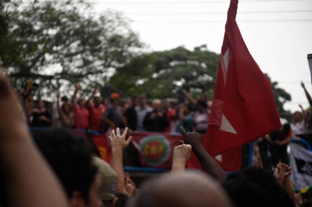 O ex-presidente Lula falou ao público em ato no em frente ao Sindicato dos Metalúrgicos, em São Bernardo do Campo-SP O ex-presidente Lula falou ao público em ato no em frente ao Sindicato dos Metalúrgicos, em São Bernardo do Campo-SP