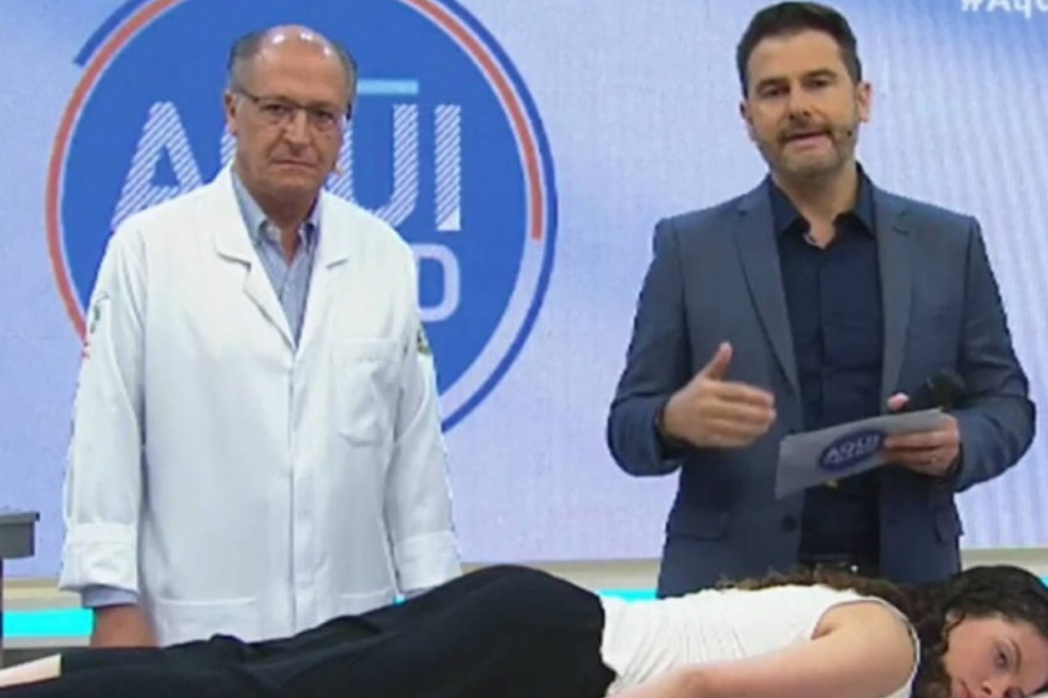 Geraldo Alckmin aplica uma sessão de acupuntura no programa 'Aqui Na Band'