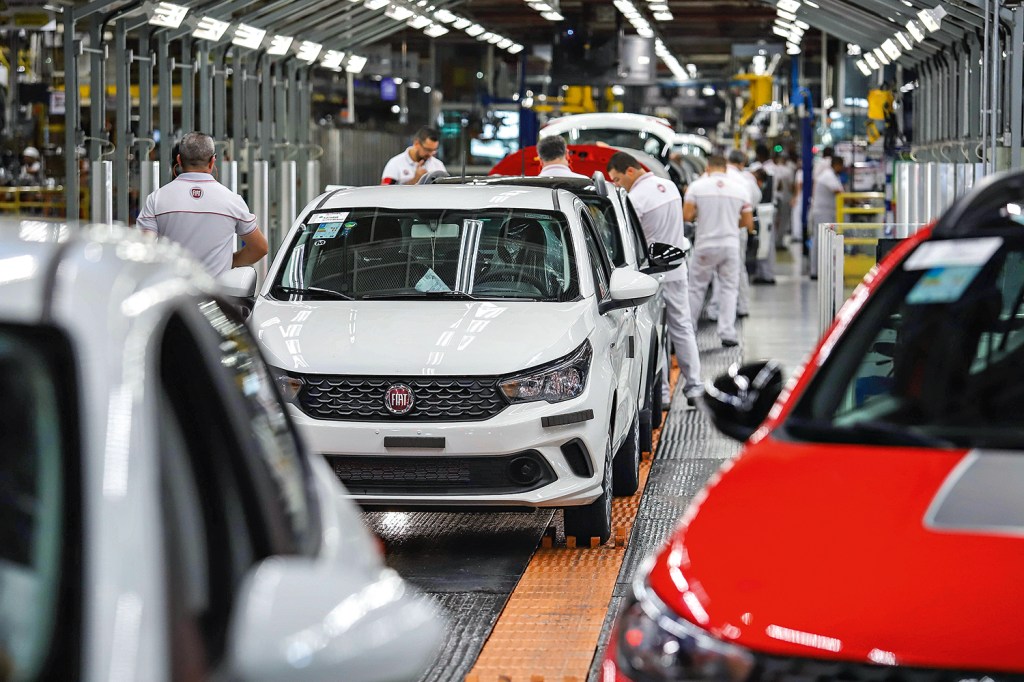SURPRESA - A produção de veículos aumentou acima das expectativas em outubro: vitalidade da indústria