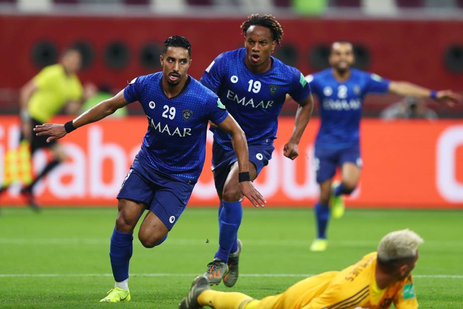 Salem Aldawsari, do Al Hilal, comemora depois de marcar o primeiro gol do jogo durante a semifinal contra o Flamengo
