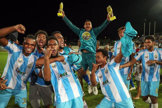 Atletas do Hienghéne, o campeão da Oceania