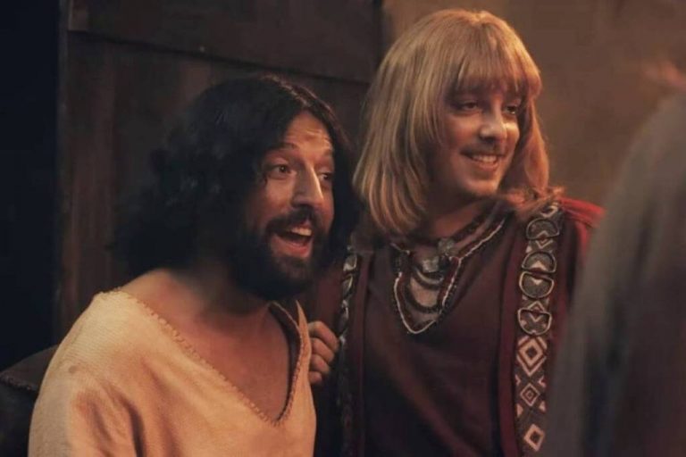 Jesus gay do filme de Natal do Porta dos Fundos choca vovó de 95 anos